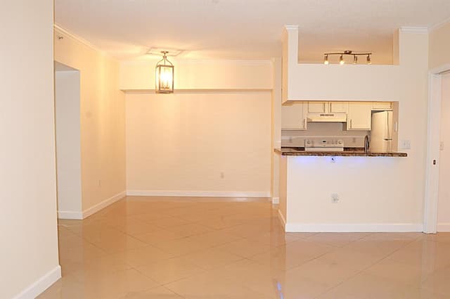 11685 W ATLANTIC # 1923, Coral Springs FL 33071 - Coral Springs, FL - Photo 5