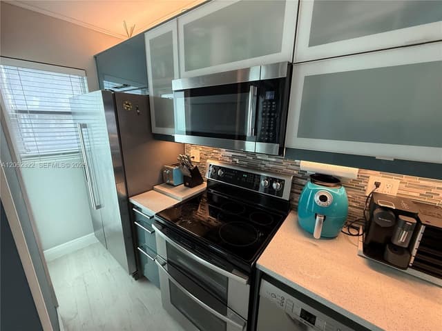 3250 NE 28th St # 212, Fort Lauderdale FL 33308 - Fort Lauderdale, FL - Photo 4