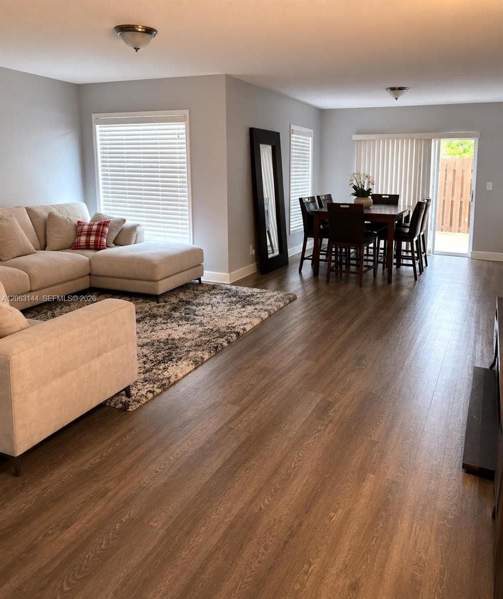 4771 Grapevine Way, Davie FL 33331 - Davie, FL - Photo 1