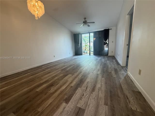 1172 NW 122nd Ter, Pembroke Pines FL 33026 - Pembroke Pines, FL - Photo 5