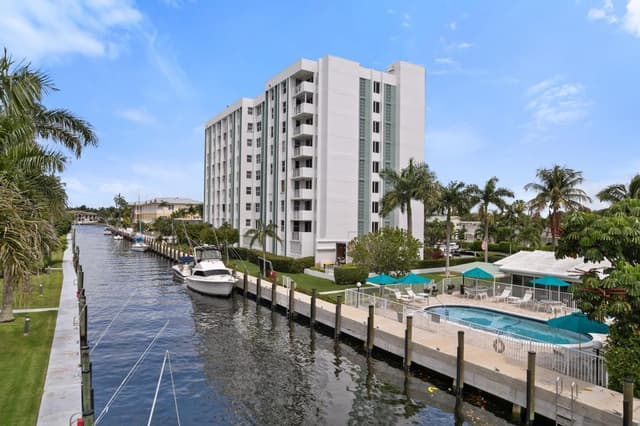 3210 SE 10th Street # 4a, Pompano Beach FL 33062 - Pompano Beach, FL - Photo 2
