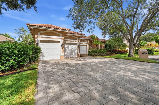 1960 HARTFORD Way, Coral Springs FL 33071 - Coral Springs, FL - Photo 5