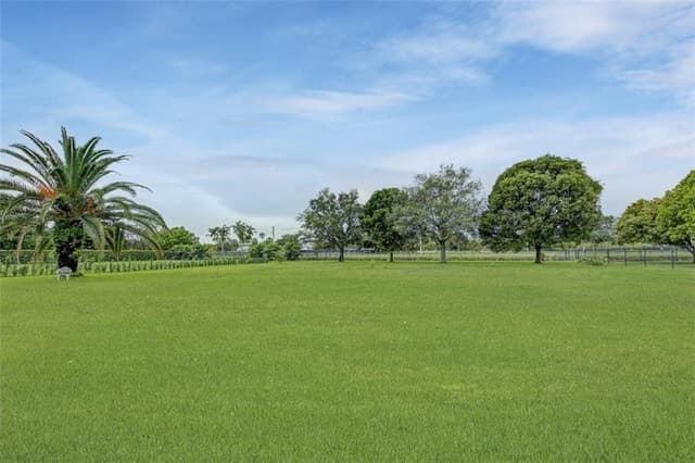 4053 SW 141st Avenue, Davie FL 33330 - Davie, FL - Photo 7