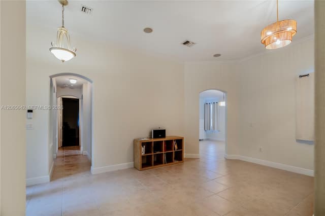 2823 Poinciana Cir, Cooper City FL 33026 - Cooper City, FL - Photo 4