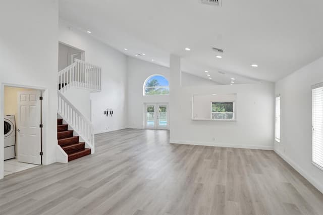 10729 EDINBURGH Street, Cooper City FL 33026 - Cooper City, FL - Photo 6