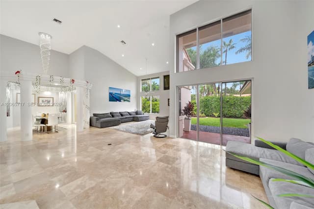 12127 NW 9th Dr, Coral Springs FL 33071 - Coral Springs, FL - Photo 6