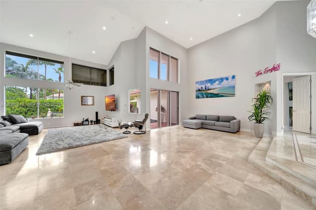 12127 NW 9th Dr, Coral Springs FL 33071 - Coral Springs, FL - Photo 4