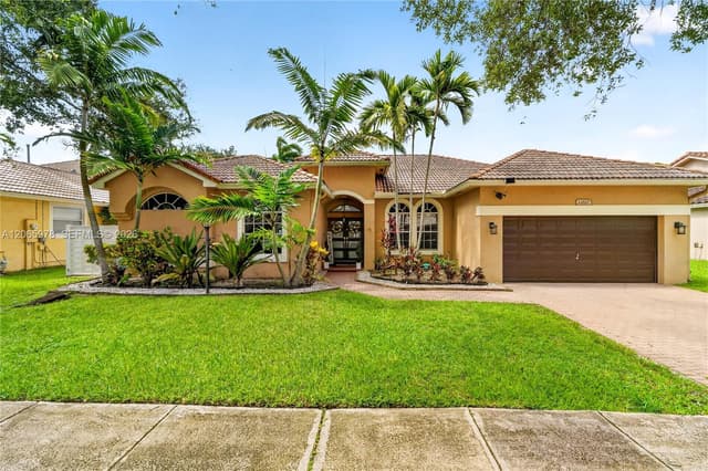 12617 NW 23rd St, Pembroke Pines FL 33028 - Pembroke Pines, FL - Photo 3