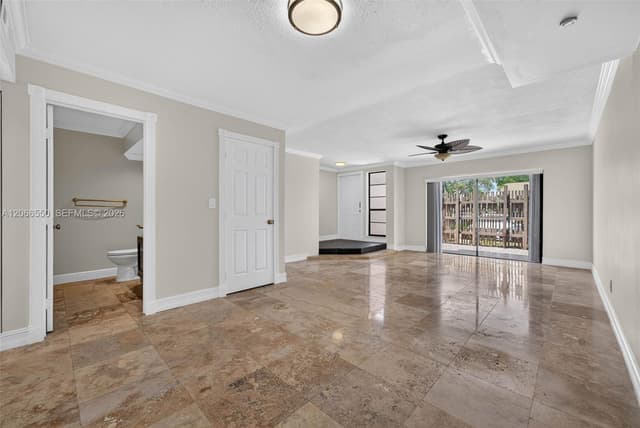 1217 NW 122nd Ter, Pembroke Pines FL 33026 - Pembroke Pines, FL - Photo 4