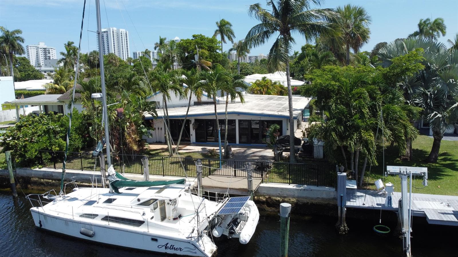 11 SUNSET Lane, Lauderdale By The Sea FL 33062 - Lauderdale By The Sea, FL - Photo 1