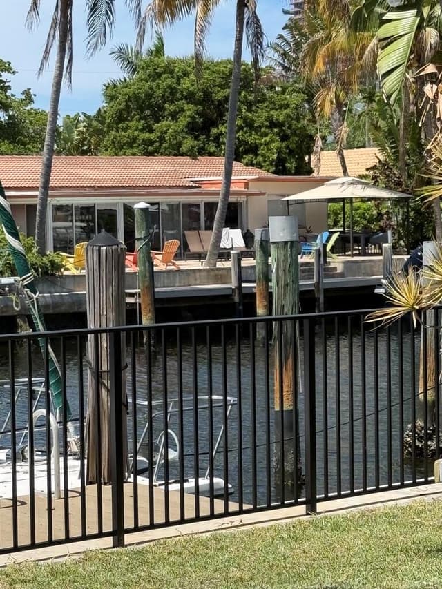 11 SUNSET Lane, Lauderdale By The Sea FL 33062 - Lauderdale By The Sea, FL - Photo 4