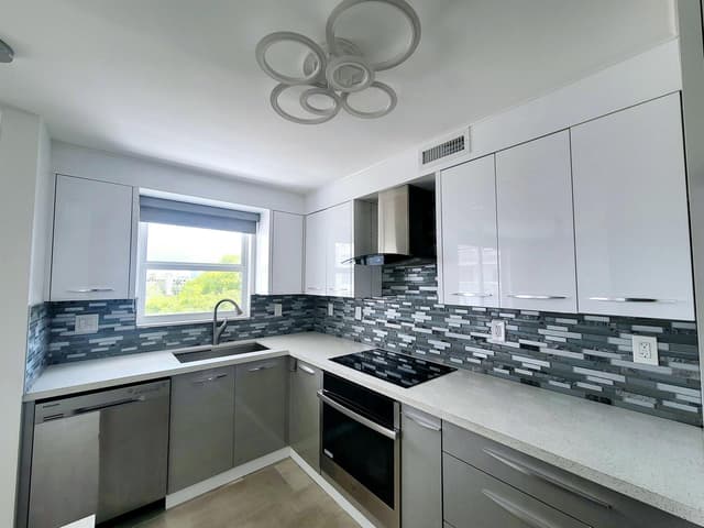 137 GOLDEN ISLES Drive # 414, Hallandale Beach FL 33009 - Hallandale Beach, FL - Photo 4