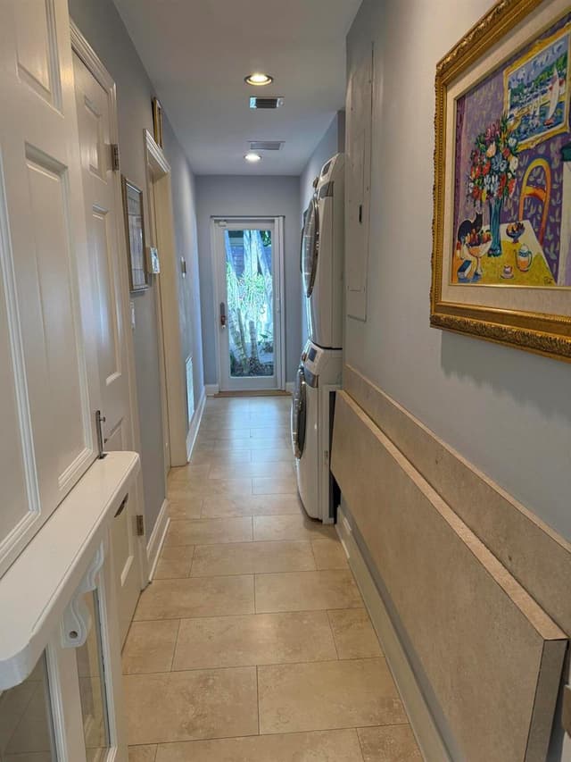 716 Middle River Drive, Fort Lauderdale FL 33304 - Fort Lauderdale, FL - Photo 7