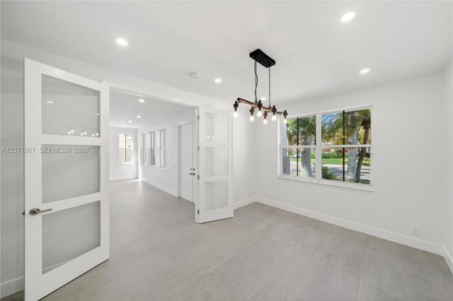 1855 Hidden Trail Ln, Weston FL 33327 - Weston, FL - Photo 3
