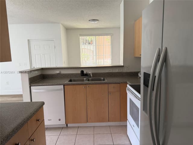 8010 N Nob Hill Rd # 108, Tamarac FL 33321 - Tamarac, FL - Photo 7
