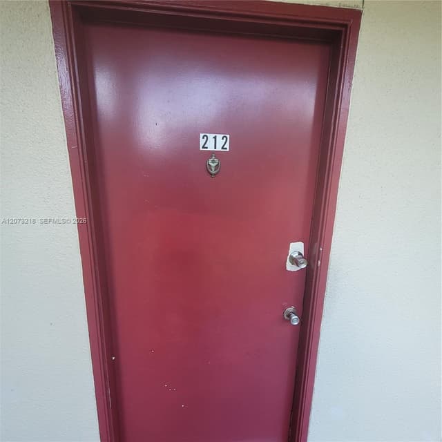 151 SW 134th Way # 212N, Pembroke Pines FL 33027 - Pembroke Pines, FL - Photo 4
