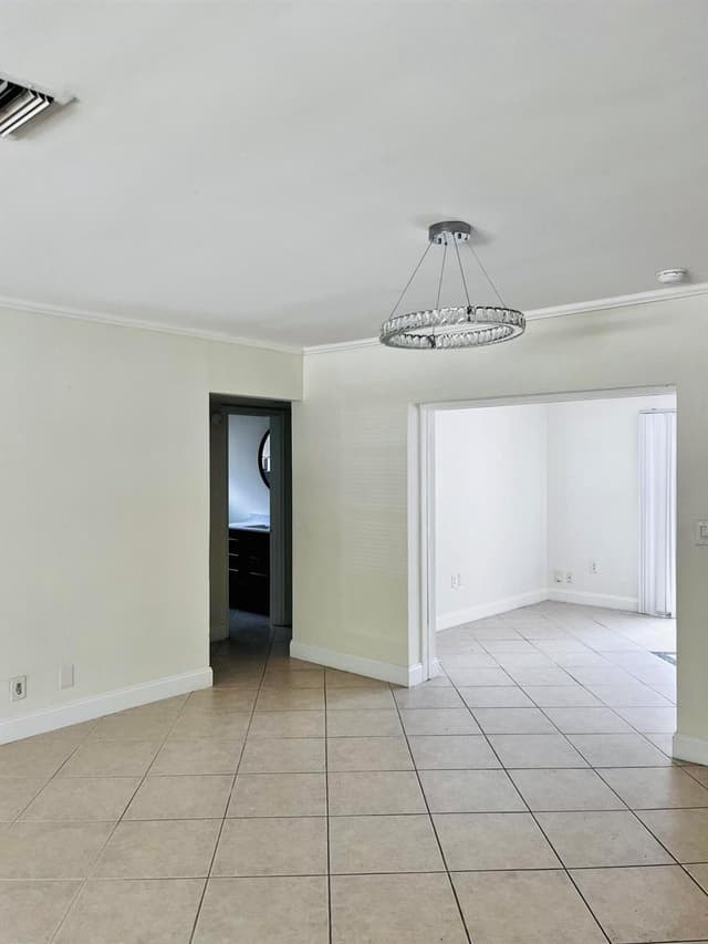 924 Johnson Street, Hollywood FL 33019 - Hollywood, FL - Photo 6