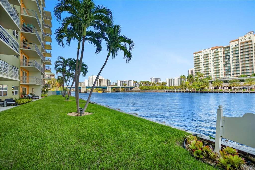 2900 NE 30TH Street # G1, Fort Lauderdale FL 33306 - Fort Lauderdale, FL - Photo 1
