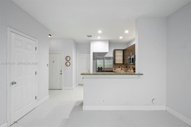 3810 Tree Top Dr, Weston FL 33332 - Weston, FL - Photo 3