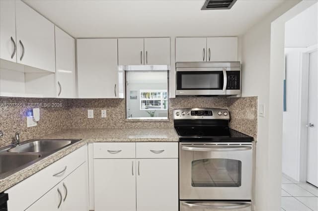 3105 NE 28th St # 1B, Fort Lauderdale FL 33308 - Fort Lauderdale, FL - Photo 2