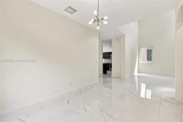 445 Conservation Dr, Weston FL 33327 - Weston, FL - Photo 6