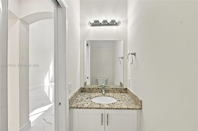 445 Conservation Dr, Weston FL 33327 - Weston, FL - Photo 7
