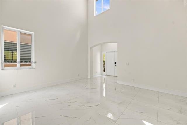 445 Conservation Dr, Weston FL 33327 - Weston, FL - Photo 4