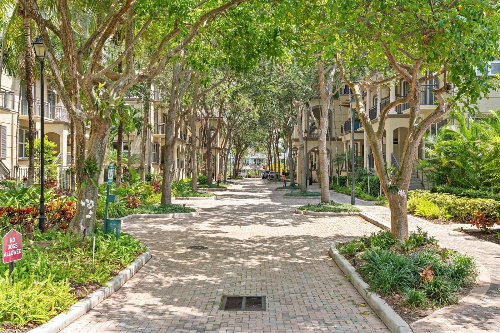 2617 NE 14th Avenue # 109, Wilton Manors FL 33334 - Wilton Manors, FL - Photo 1