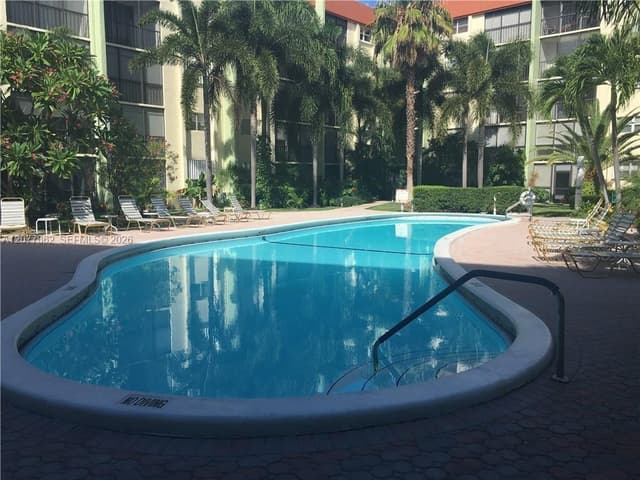 5321 NE 24th Ter # 502A, Fort Lauderdale FL 33308 - Fort Lauderdale, FL - Photo 3