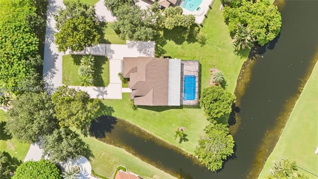 3151 SW 133rd Ter, Davie FL 33330 - Davie, FL - Photo 3