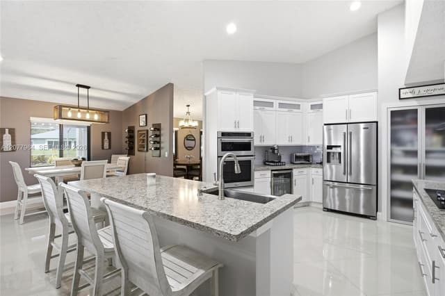 3151 SW 133rd Ter, Davie FL 33330 - Davie, FL - Photo 5