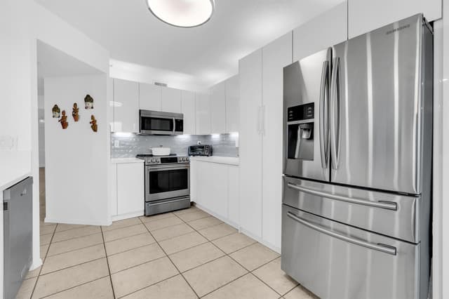 7759 GRANVILLE Drive # 306, Tamarac FL 33321 - Tamarac, FL - Photo 6