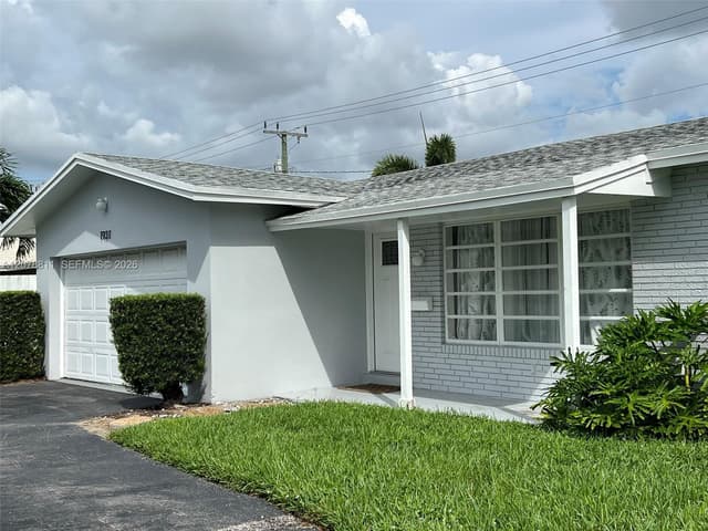 1931 NE 55th Ct, Fort Lauderdale FL 33308 - Fort Lauderdale, FL - Photo 4