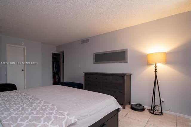 2001 Atlantic Shores Blvd # 320, Hallandale Beach FL 33009 - Hallandale Beach, FL - Photo 5