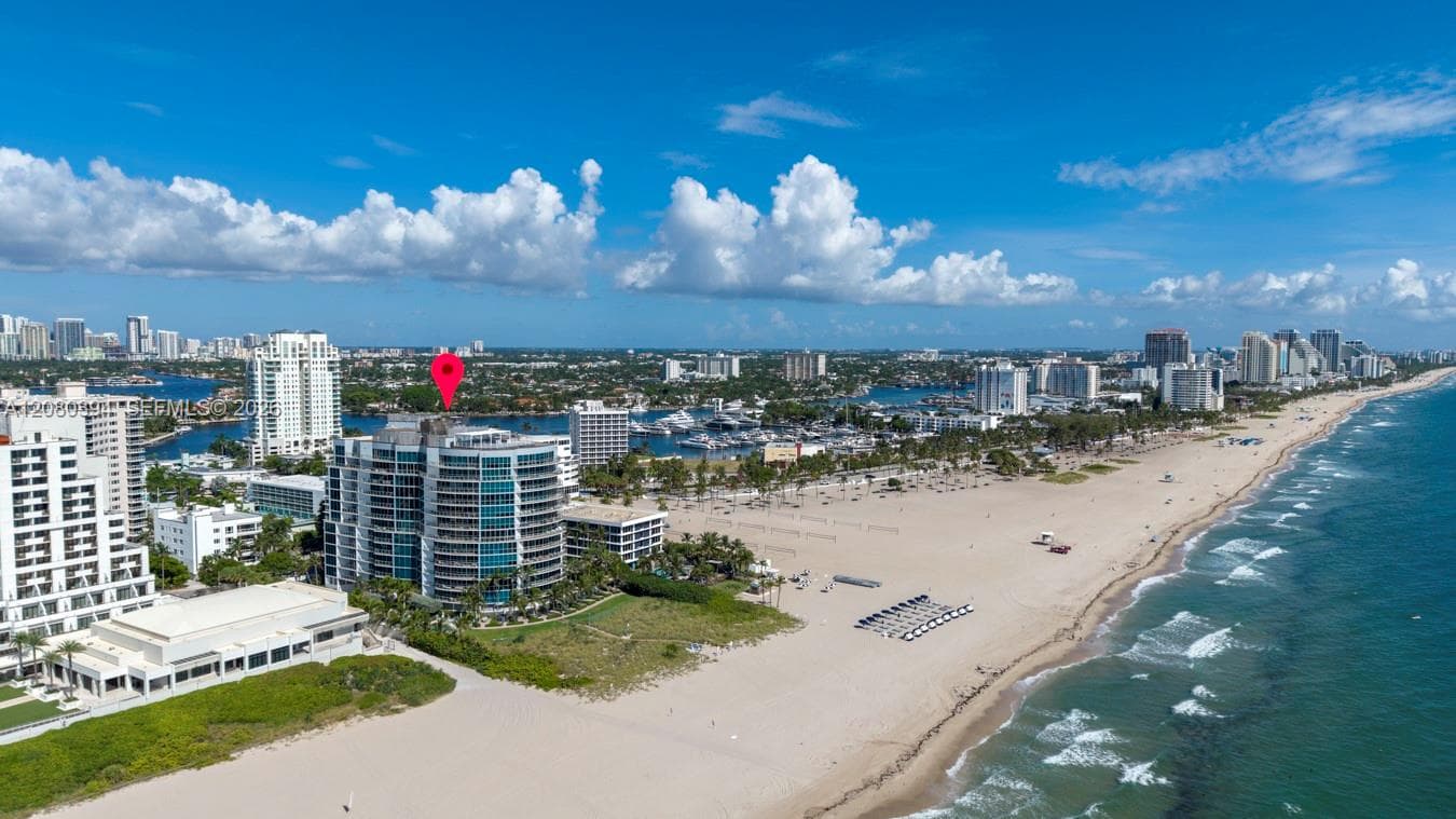 1200 Holiday Dr # 208, Fort Lauderdale FL 33316