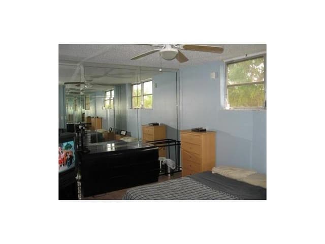 2400 NE 10th Street NE # 305, Pompano Beach FL 33062 - Pompano Beach, FL - Photo 7