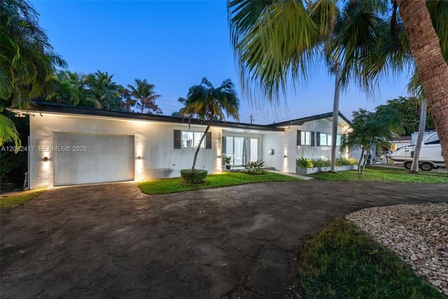 1025 Washington St, Hollywood FL 33019 - Hollywood, FL - Photo 3