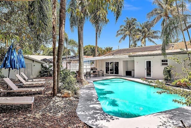 1580 NE 35TH Street, Oakland Park FL 33334 - Oakland Park, FL - Photo 2