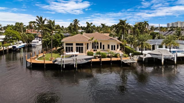 2761 SE 9TH Street, Pompano Beach FL 33062 - Pompano Beach, FL - Photo 2