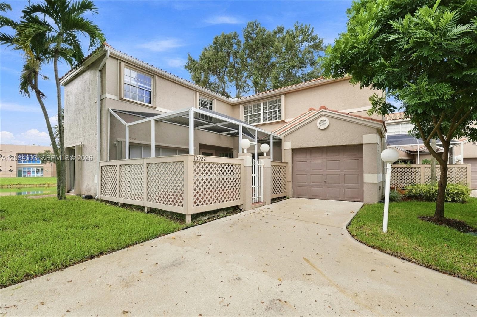 10922 Chandler Dr, Cooper City FL 33026 - Cooper City, FL - Photo 1