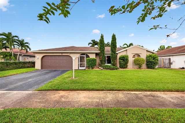 5257 SW 116th Ter, Cooper City FL 33330 - Cooper City, FL - Photo 3