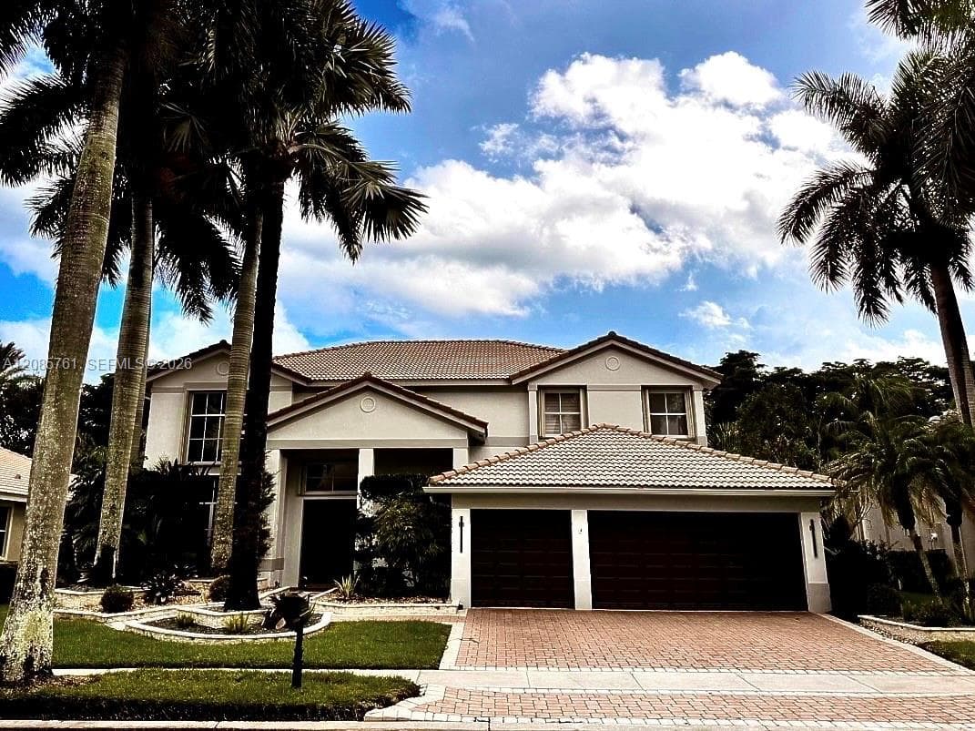 1606 Victoria Pointe Cir, Weston FL 33327 - Weston, FL - Photo 1