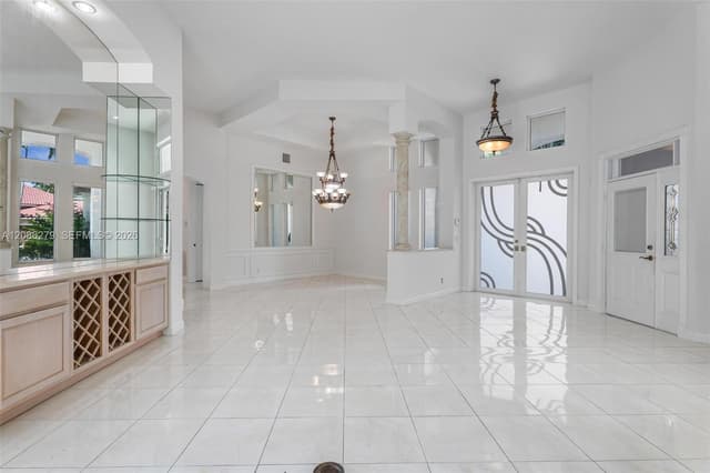 13702 NW 18th St, Pembroke Pines FL 33028 - Pembroke Pines, FL - Photo 7