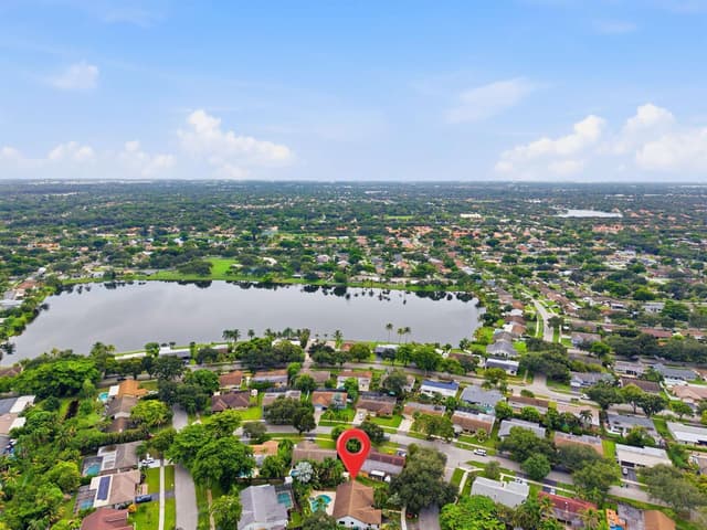 11929 SW 56TH, Cooper City FL 33330 - Cooper City, FL - Photo 2