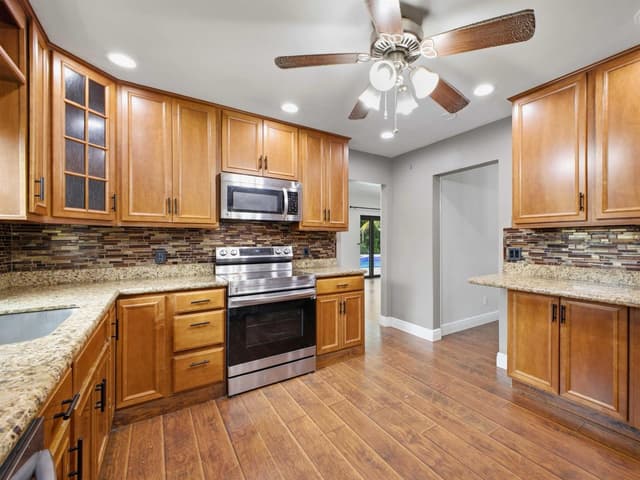 11929 SW 56TH, Cooper City FL 33330 - Cooper City, FL - Photo 4
