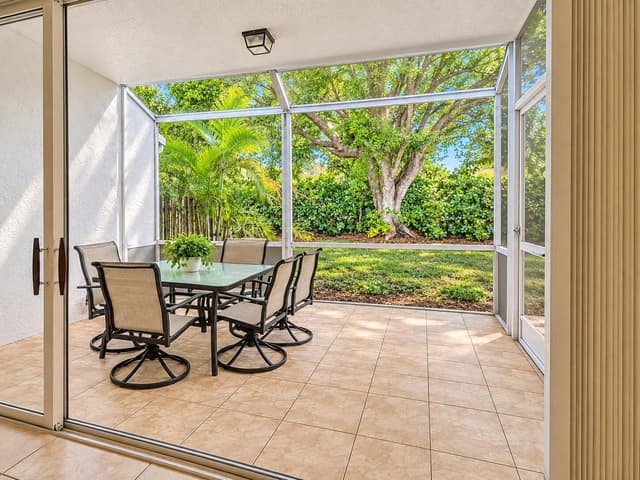 10164 LOMBARDY Drive, Tamarac FL 33321 - Tamarac, FL - Photo 3