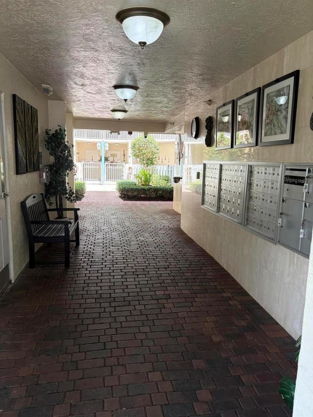 7763 Southampton Terrace Unit 104, Tamarac FL 33321 - Tamarac, FL - Photo 5