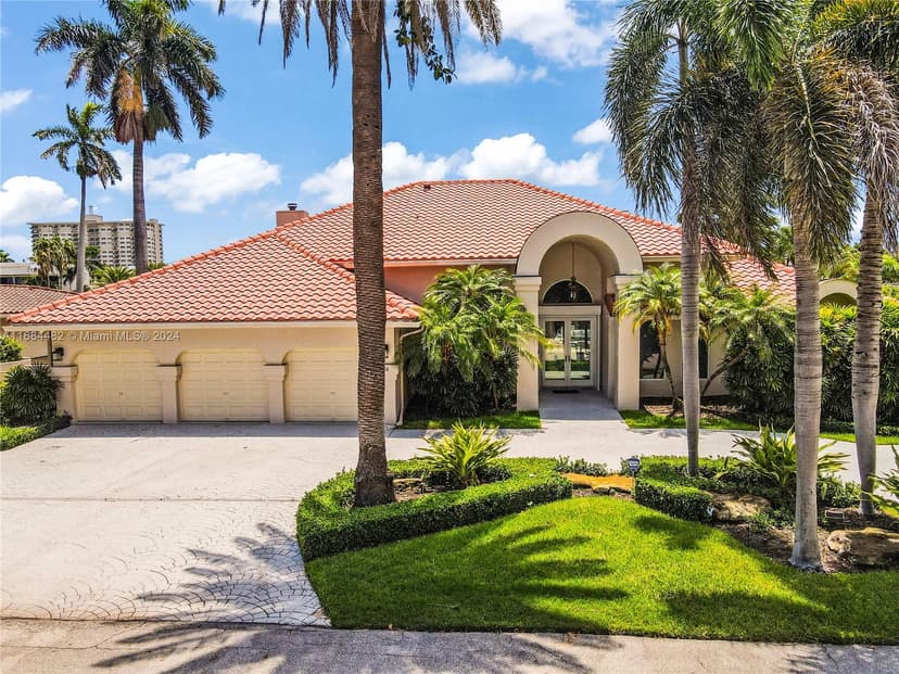 34 Pelican Dr, Fort Lauderdale FL 33301