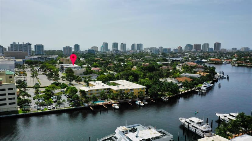 2340 NE 9th St # 209, Fort Lauderdale FL 33304