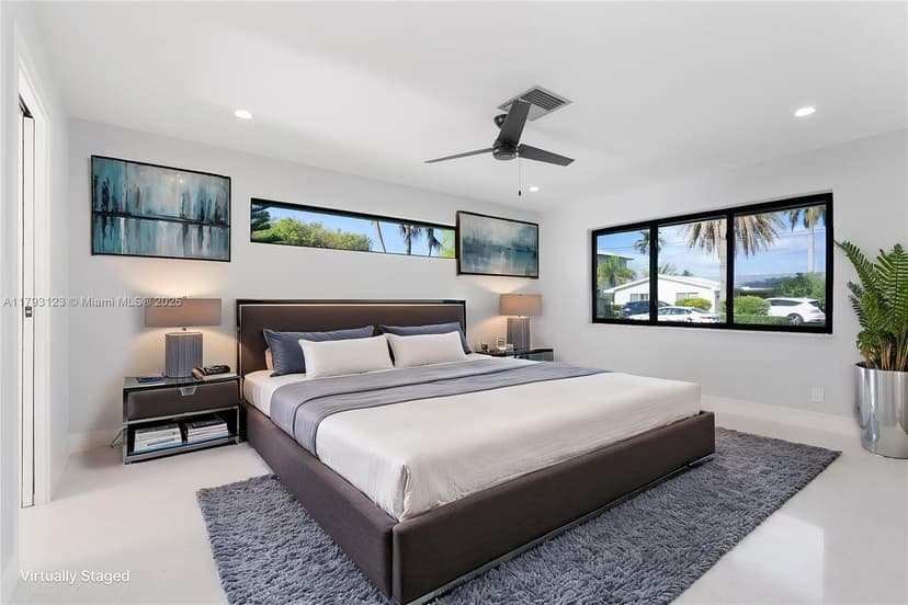 3420 NE 26th Ave, Lighthouse Point FL 33064